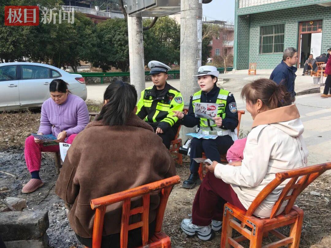 3B1225890F407E84D772D5CA9781D7E3.jpg 3B1225890F407E84D772D5CA9781D7E3.jpg