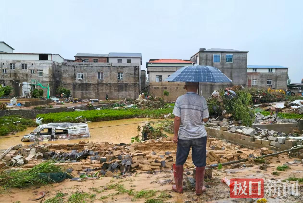 受灾村庄 极目新闻记者摄.jpg