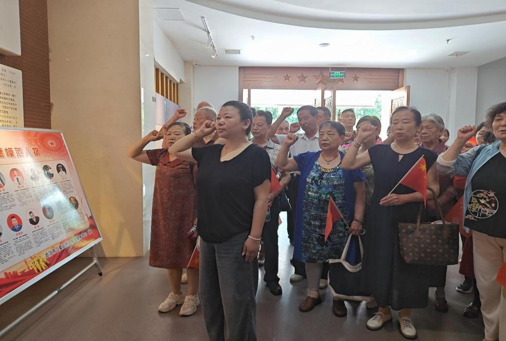 图片4.png 图片4.png