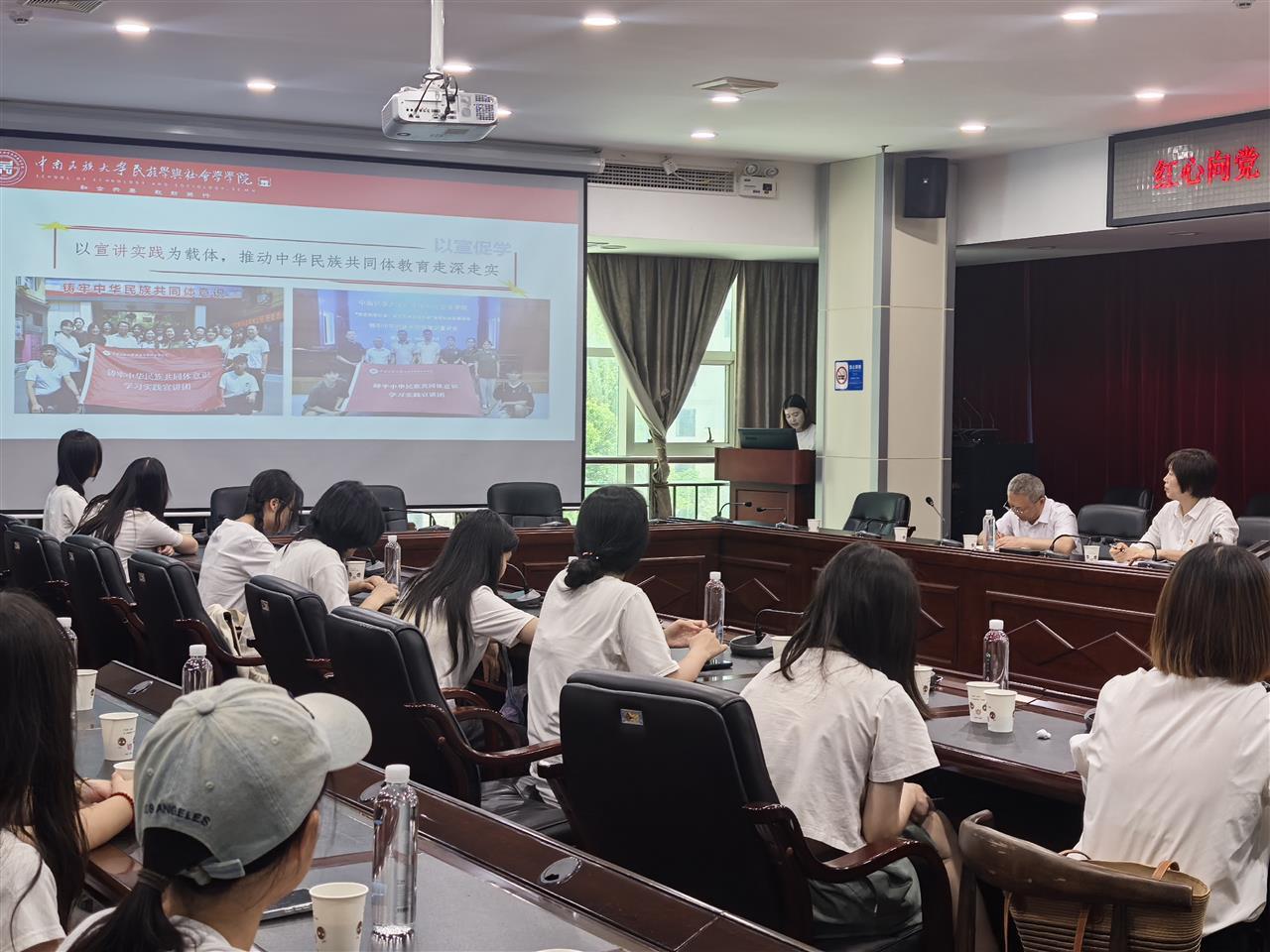 42687ee7302bafe6702783e95c70525.jpg 42687ee7302bafe6702783e95c70525.jpg