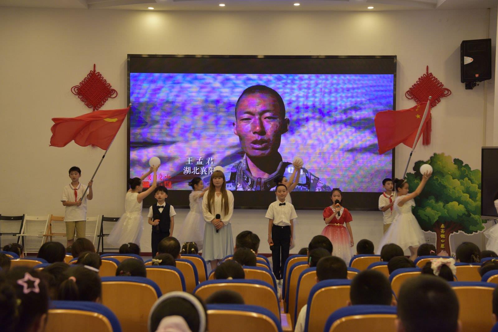 b46023762nf84d0cf147e8c3010c7083.jpg b46023762nf84d0cf147e8c3010c7083.jpg