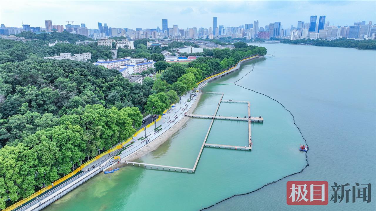1367905_东湖绿道三期25日开放武汉大学_7.jpg