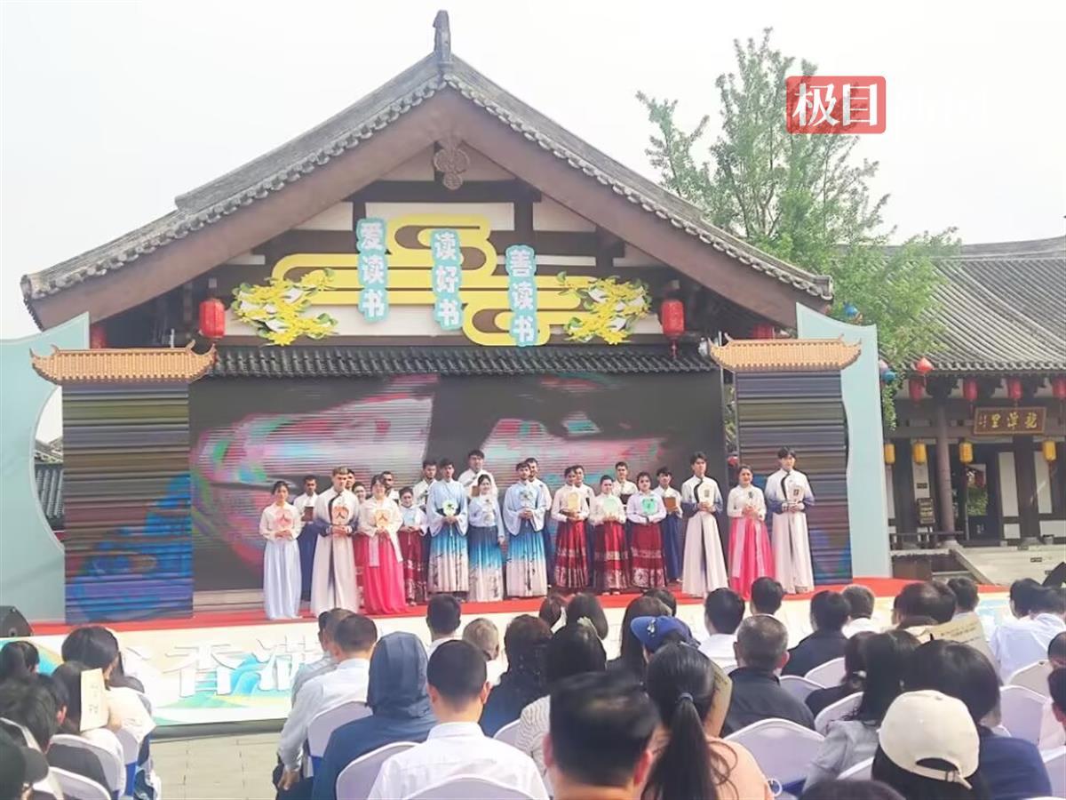 13F21742CD2C1D6A484445E41C017CAD.jpg 13F21742CD2C1D6A484445E41C017CAD.jpg