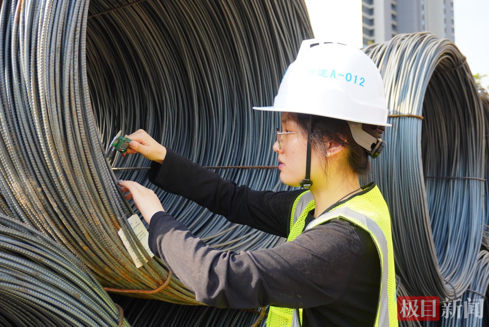 2.材料员:工地“粮草”的守护者.jpg 2.材料员:工地“粮草”的守护者.jpg