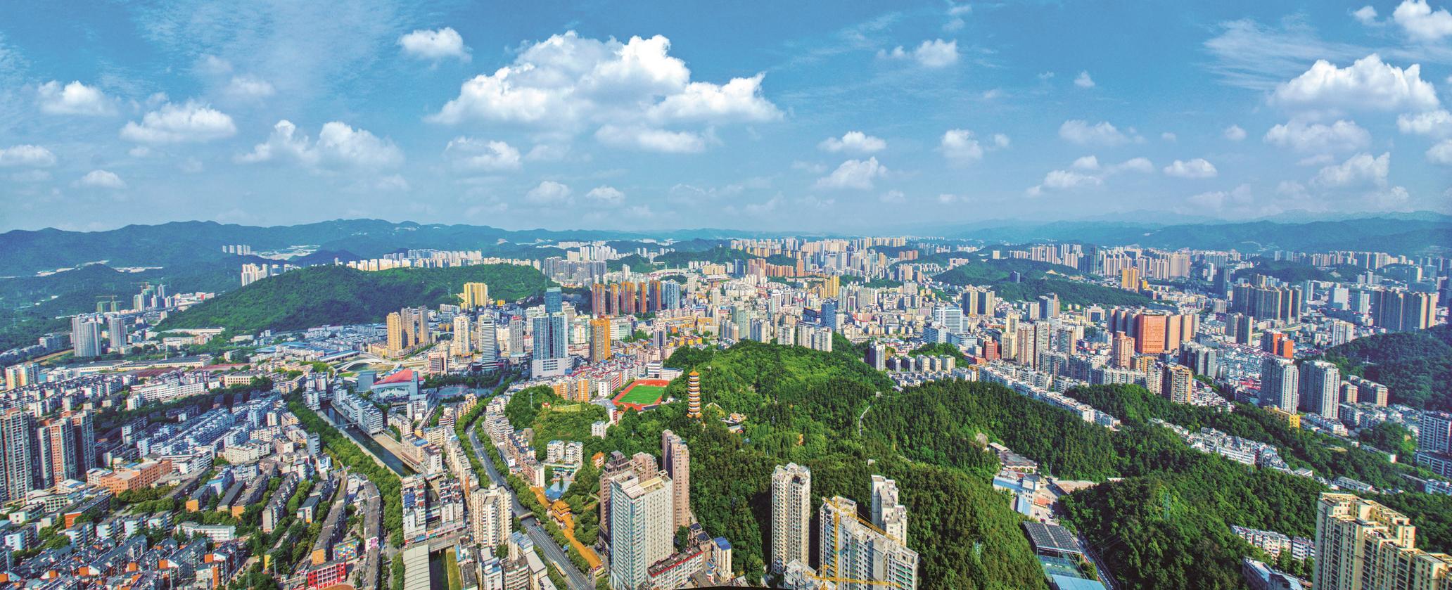 作为十堰最具发展潜力的"核心增长极",张湾区以绿水青山为基底,以现代