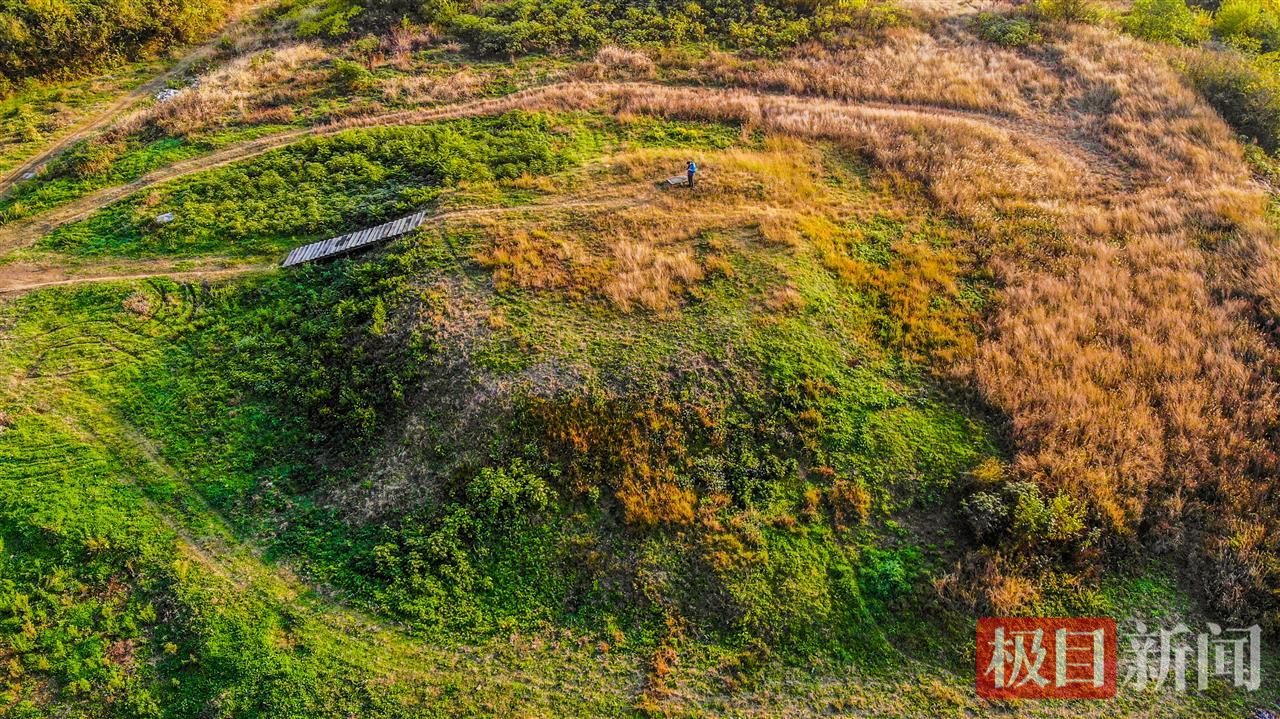 航拍楚纪南故城遗址。（黄志刚 摄）.JPG