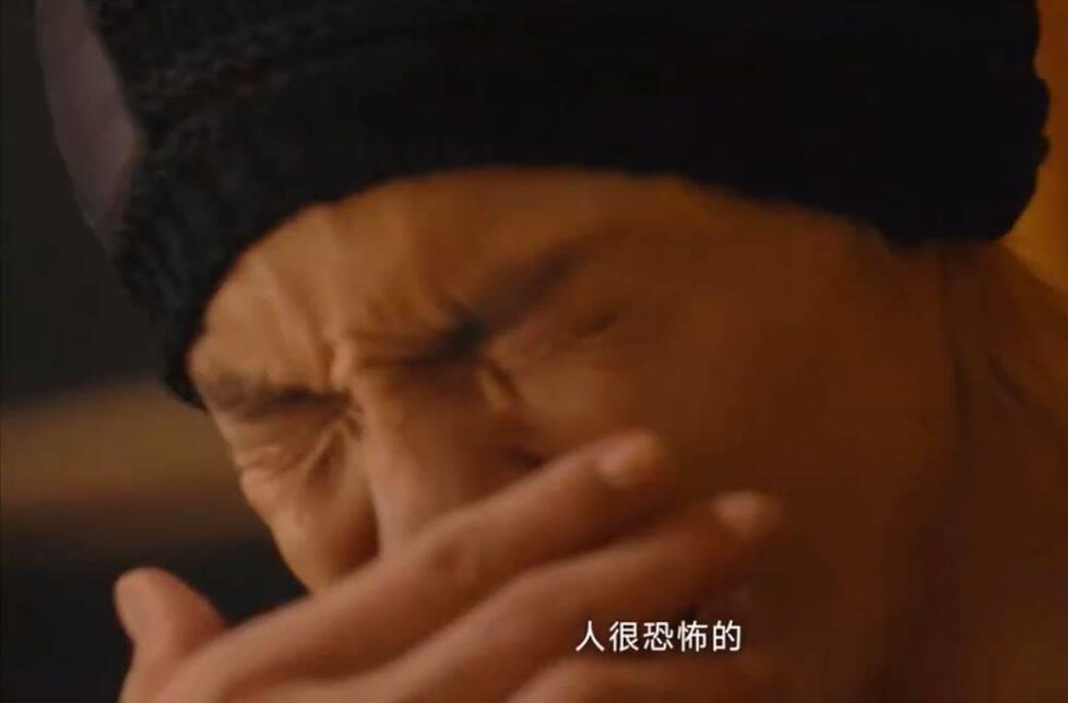 MVALH9ZT_Y(NYXXRK@%B$VM_tmb.jpg 41岁男演员向佐哭诉:娱乐圈的人很恐怖!向华强此前称为捧向佐亏了几个亿,“我这辈子唯一捧不起来的就是我的亲儿子”