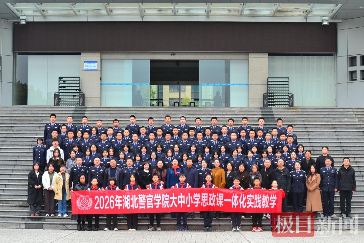 9e43f275ea5c6243a9c4be488a3ea636.jpg 9e43f275ea5c6243a9c4be488a3ea636.jpg