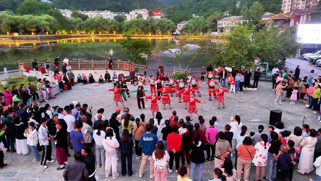 图片4.png 图片4.png