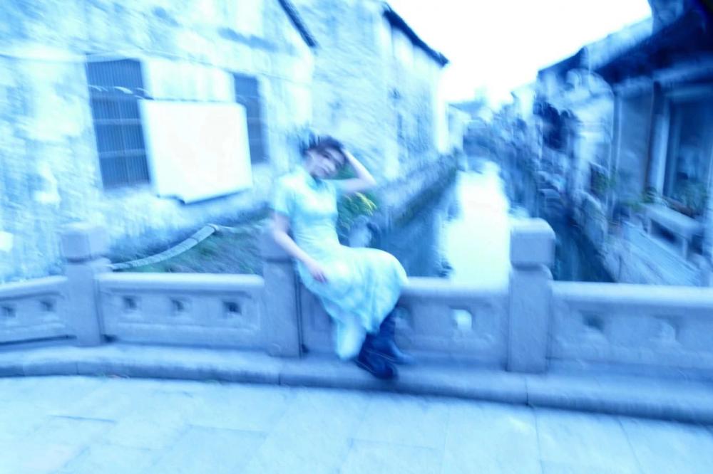 中国摄影家协会回应“教授虚焦过曝照片入围摄影展”：慢慢理解吧，这是创作自由 | 极目新闻