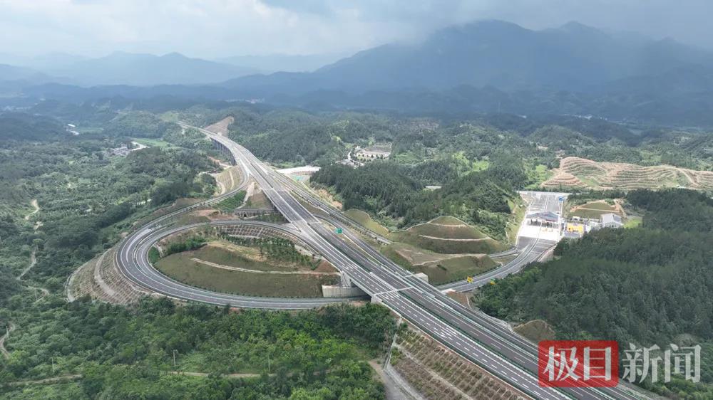 017D27BC00EE71A3884CAB9A6A6308A0.png 017D27BC00EE71A3884CAB9A6A6308A0.png