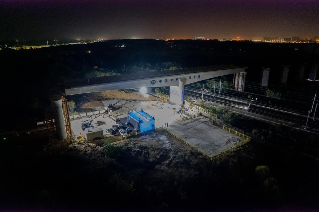 转体1.jpg 转体1.jpg