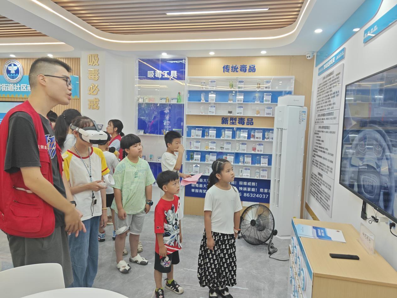 图片2.png 图片2.png