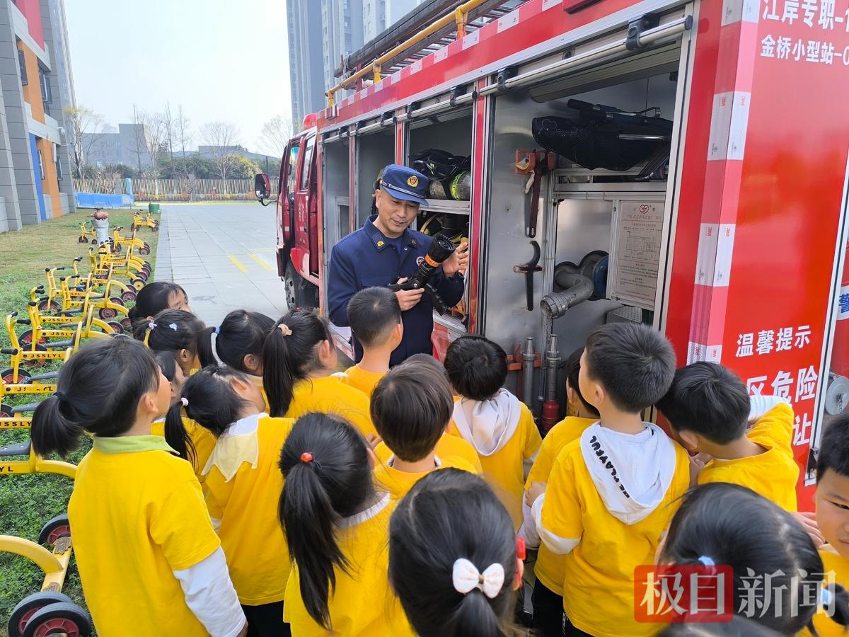 ec429e57cdf8d2cc1ee9bba80b622877.jpg ec429e57cdf8d2cc1ee9bba80b622877.jpg