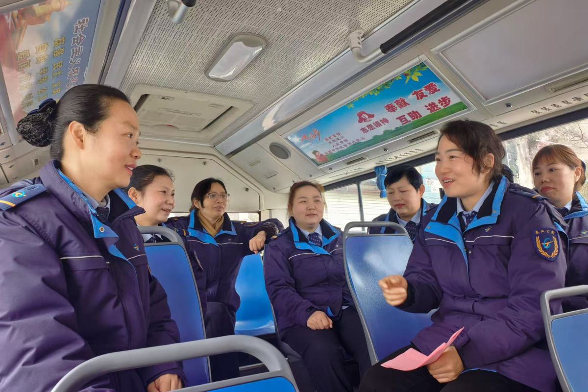 b65d8a894ab851f80604f4f4788db682.jpg b65d8a894ab851f80604f4f4788db682.jpg