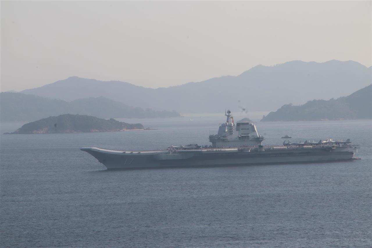 在港博士生谈山东舰参观感受：“抢票”三天才得到名额，发朋友圈大家都很羡慕