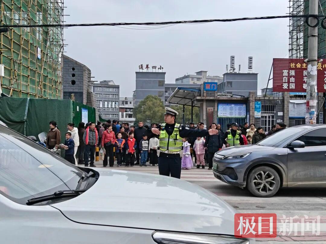 342069E957CE6FA37FFDBB255C04FA27.jpg 342069E957CE6FA37FFDBB255C04FA27.jpg