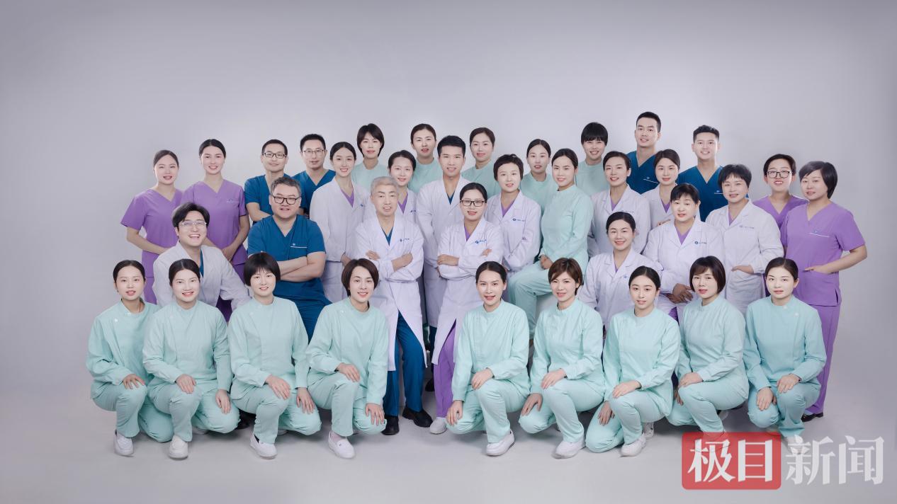 图为十堰市人民医院生殖医学中心团队.png
