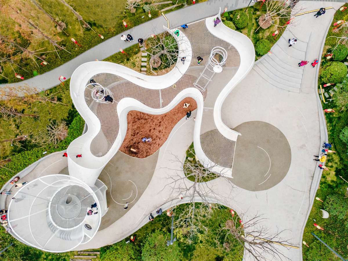 滨江天街口袋公园2.jpg 滨江天街口袋公园2.jpg