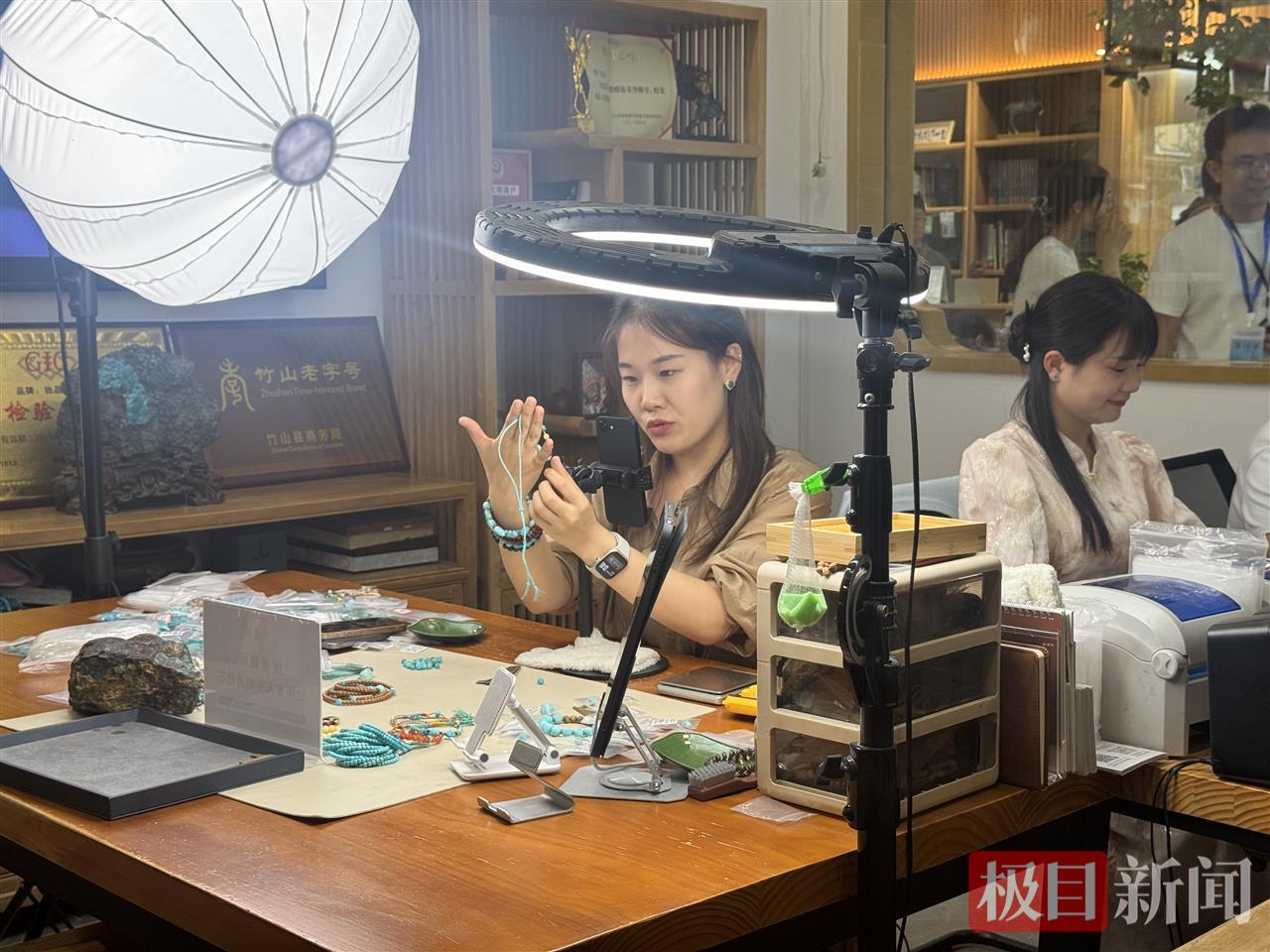 33f691f7533e98b02ed06fee0103d21.jpg 33f691f7533e98b02ed06fee0103d21.jpg