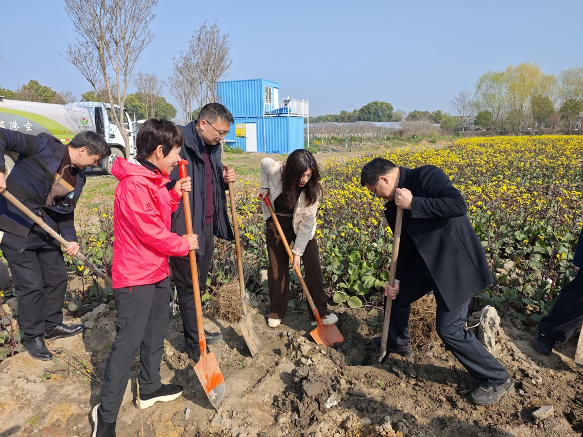 2026年3月11日，植绿空港湿地 共绘生态网谷 (8).jpg