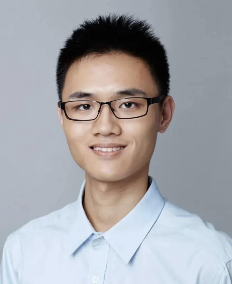 阿里千问大模型核心负责人林俊旸在X发文卸任前一天还在与马斯克互动千问模型(图1)