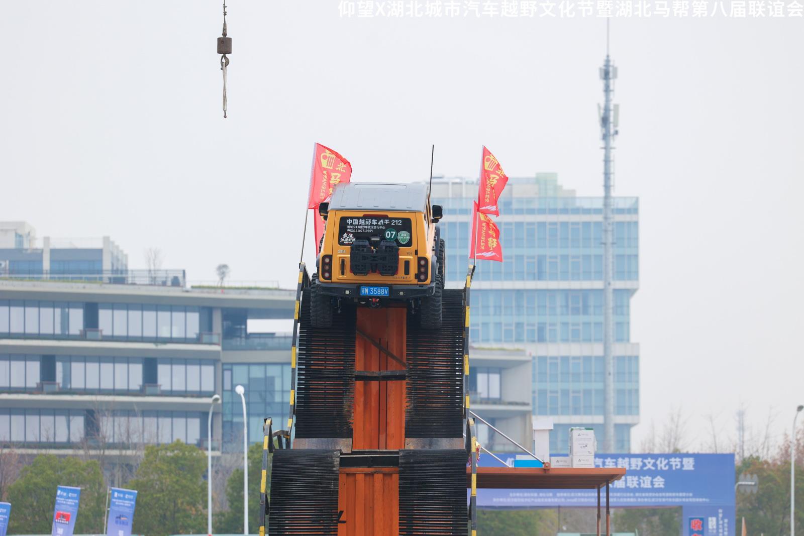 33911033.jpg 33911033.jpg