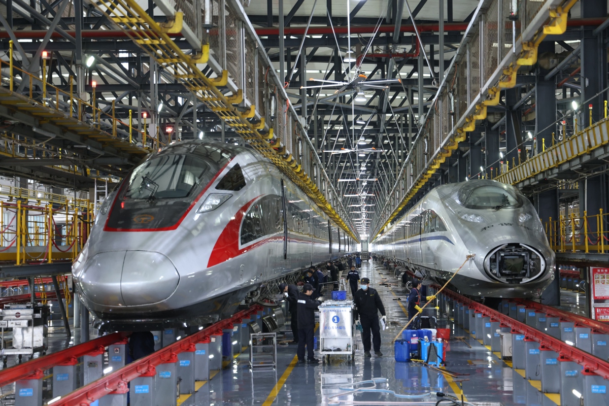 动车1.jpg 动车1.jpg