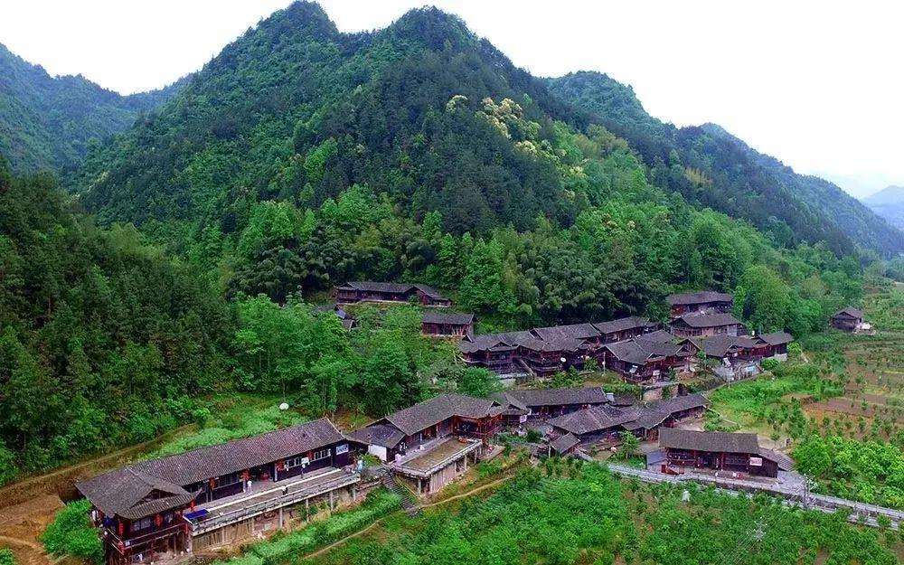 彭家寨 图源：恩施文旅.jpg