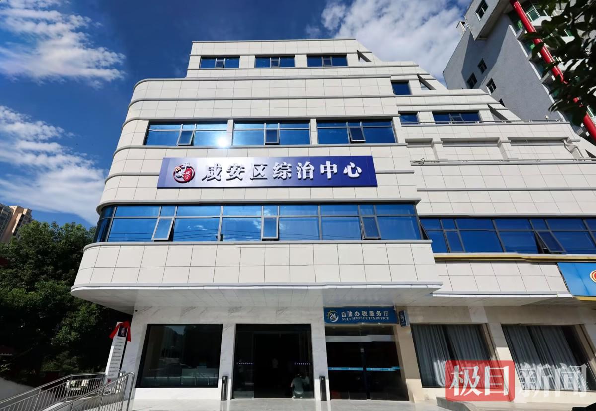 09BC25BE5BD9E55E0C50008602E8D24D.jpg 09BC25BE5BD9E55E0C50008602E8D24D.jpg