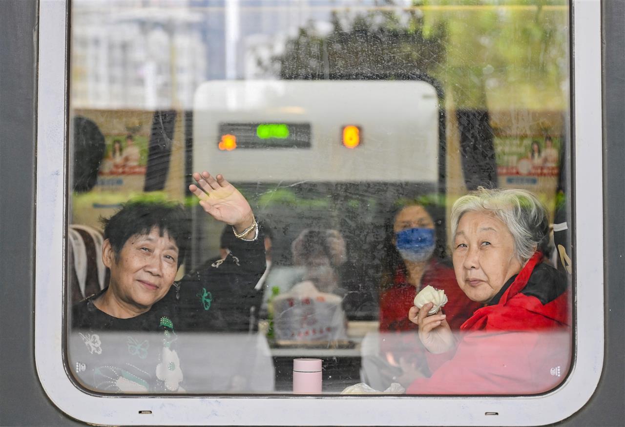 专列3.jpg 专列3.jpg