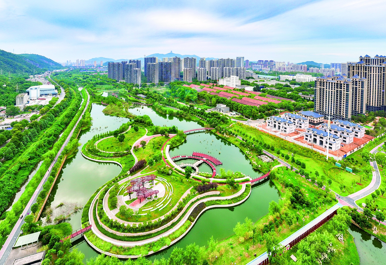 磁湖湿地公园 记者 李航 摄 .jpg