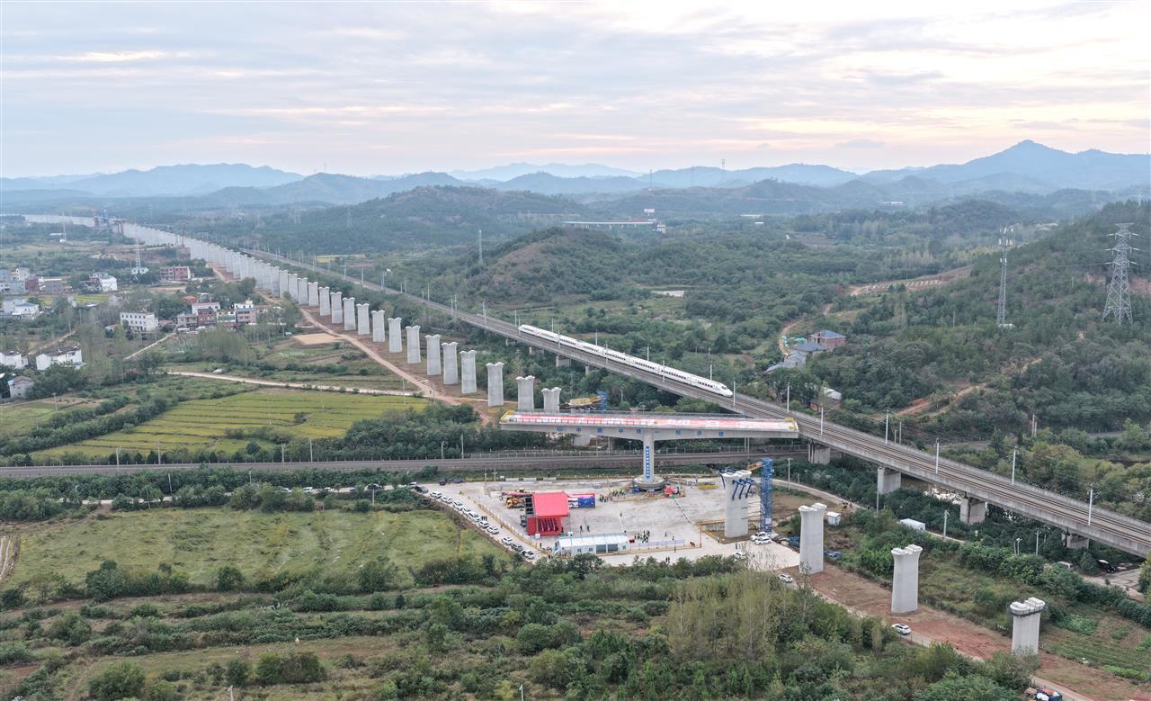 转体1.jpg 转体1.jpg