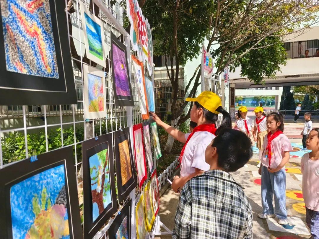 展1C12F.jpg