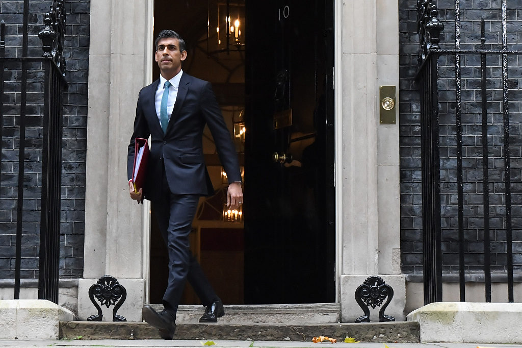 英媒:苏纳克在混乱中上台,标志英国"脱欧论"终结 | 极目新闻