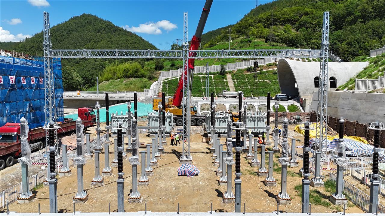 西十高铁5.jpg 西十高铁5.jpg