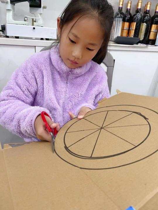 diy帽子秀,沈括小学的孩子们真是才"帽"双全