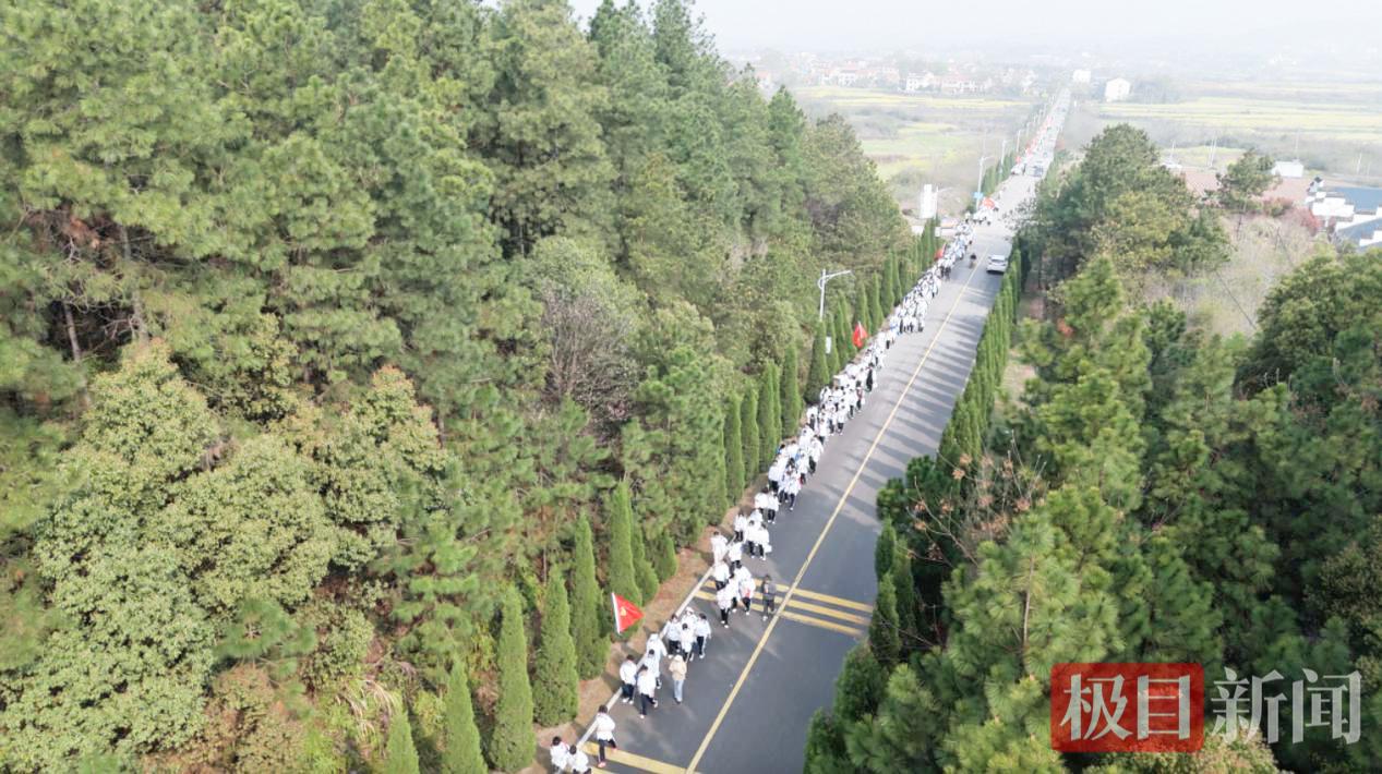 图片2.jpg 图片2.jpg