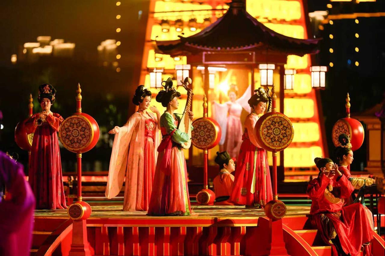 微信图片_20251004092048_10_828.jpg 微信图片_20251004092048_10_828.jpg