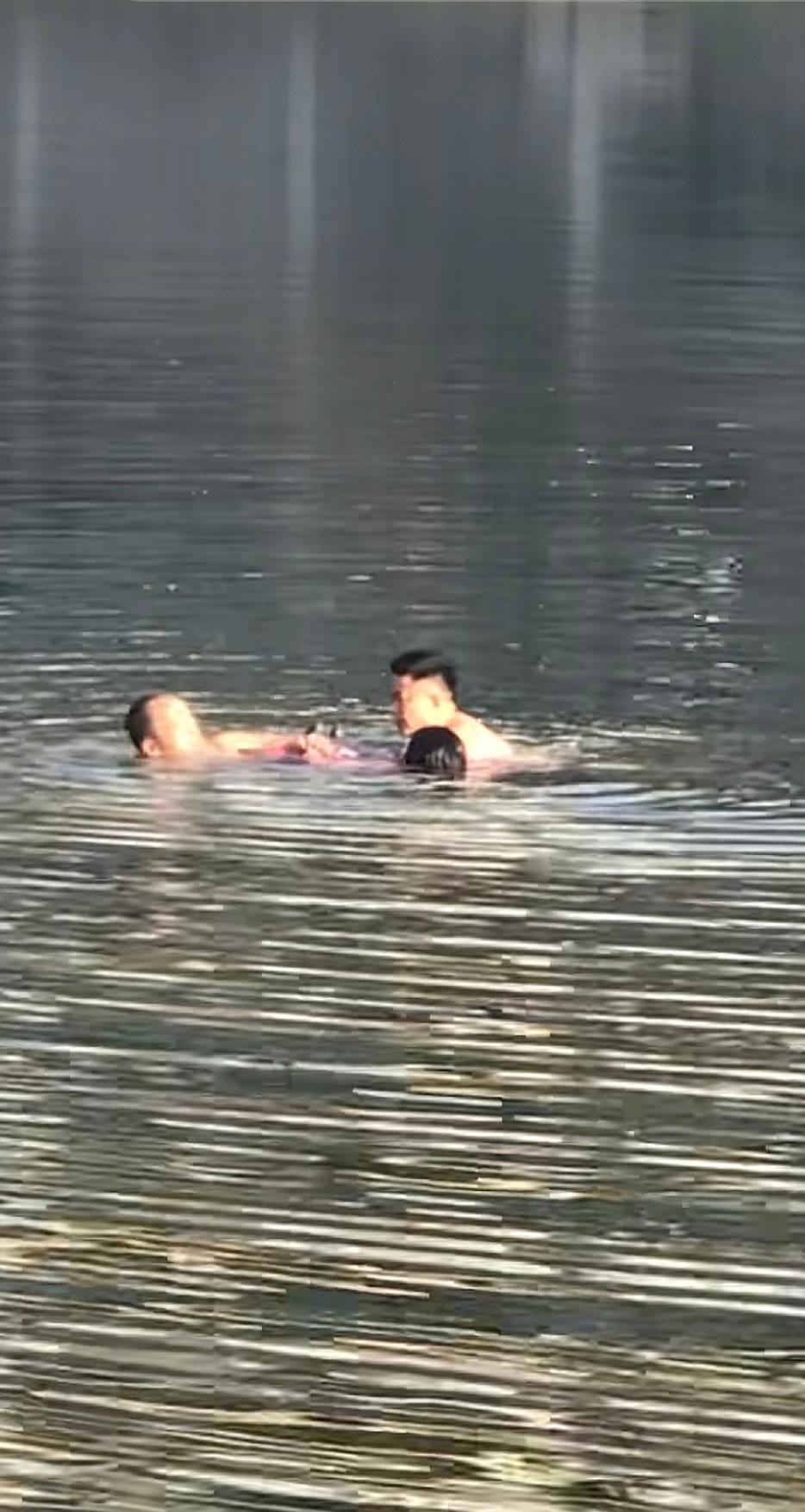 Screenshot_2026-01-11-16-13-56-642_com.ss.android.jpg Screenshot_2026-01-11-16-13-56-642_com.ss.android.jpg