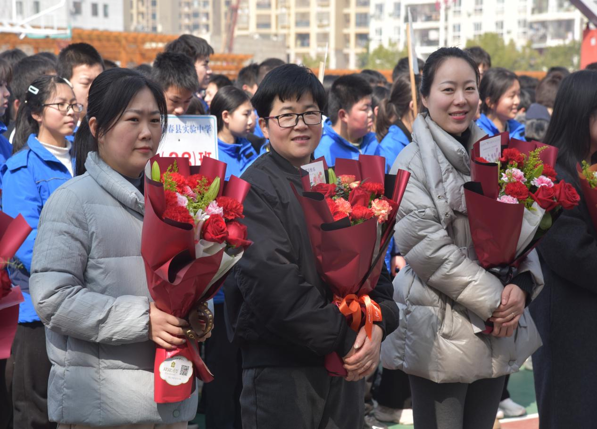 蕲春县第三实验中学图片