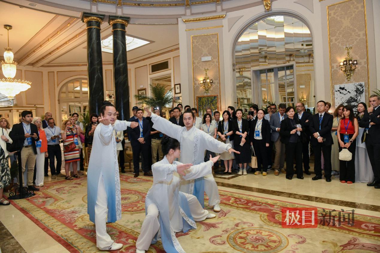 图片2.png 图片2.png