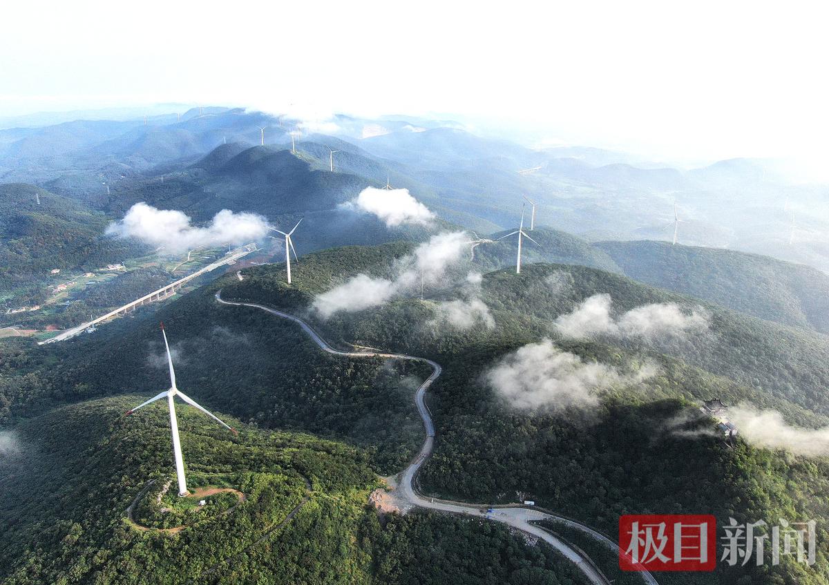 圣境山风电场.jpg