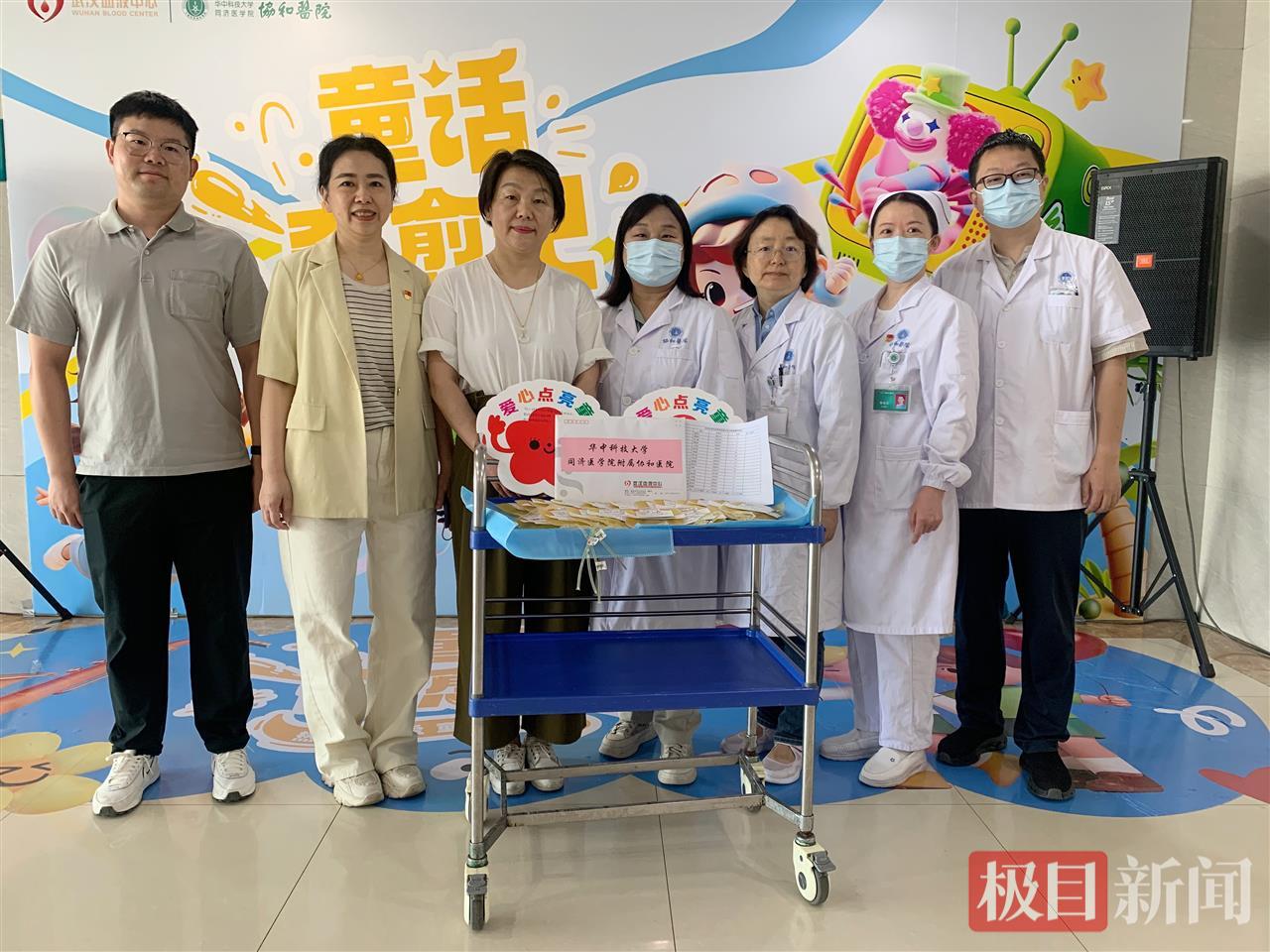 武汉血液中心将“爱心血小板”送到武汉同济、协和、儿童医院及亚心总医院2.jpg