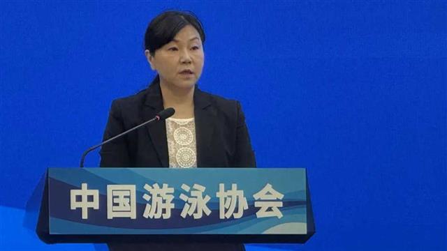 极目政情丨武汉人周继红当选中国游泳协会主席，曾为中国夺得首枚奥运跳水金牌