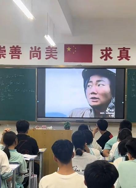 8a92df507131a5af83fdd4b2ebd696b1.png 8a92df507131a5af83fdd4b2ebd696b1.png