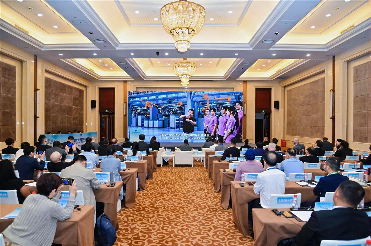 ZSZ_4900-opq3644706240.jpg ZSZ_4900-opq3644706240.jpg