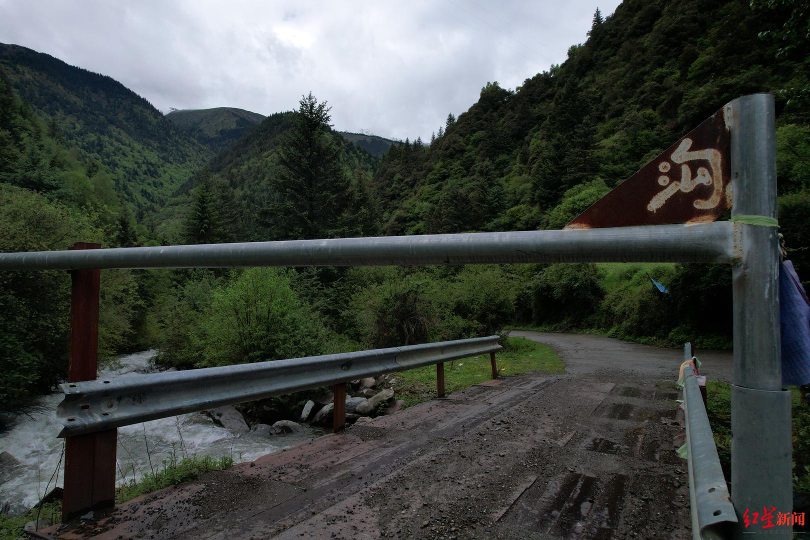 独家还原理县一游客登山坠亡幕后:网上组团登山 当地救出4人,遇难者