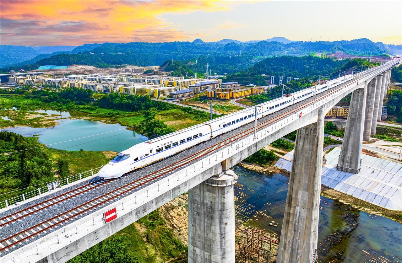 81a85f36a18a566effa1cced2eb5f84.jpg 81a85f36a18a566effa1cced2eb5f84.jpg