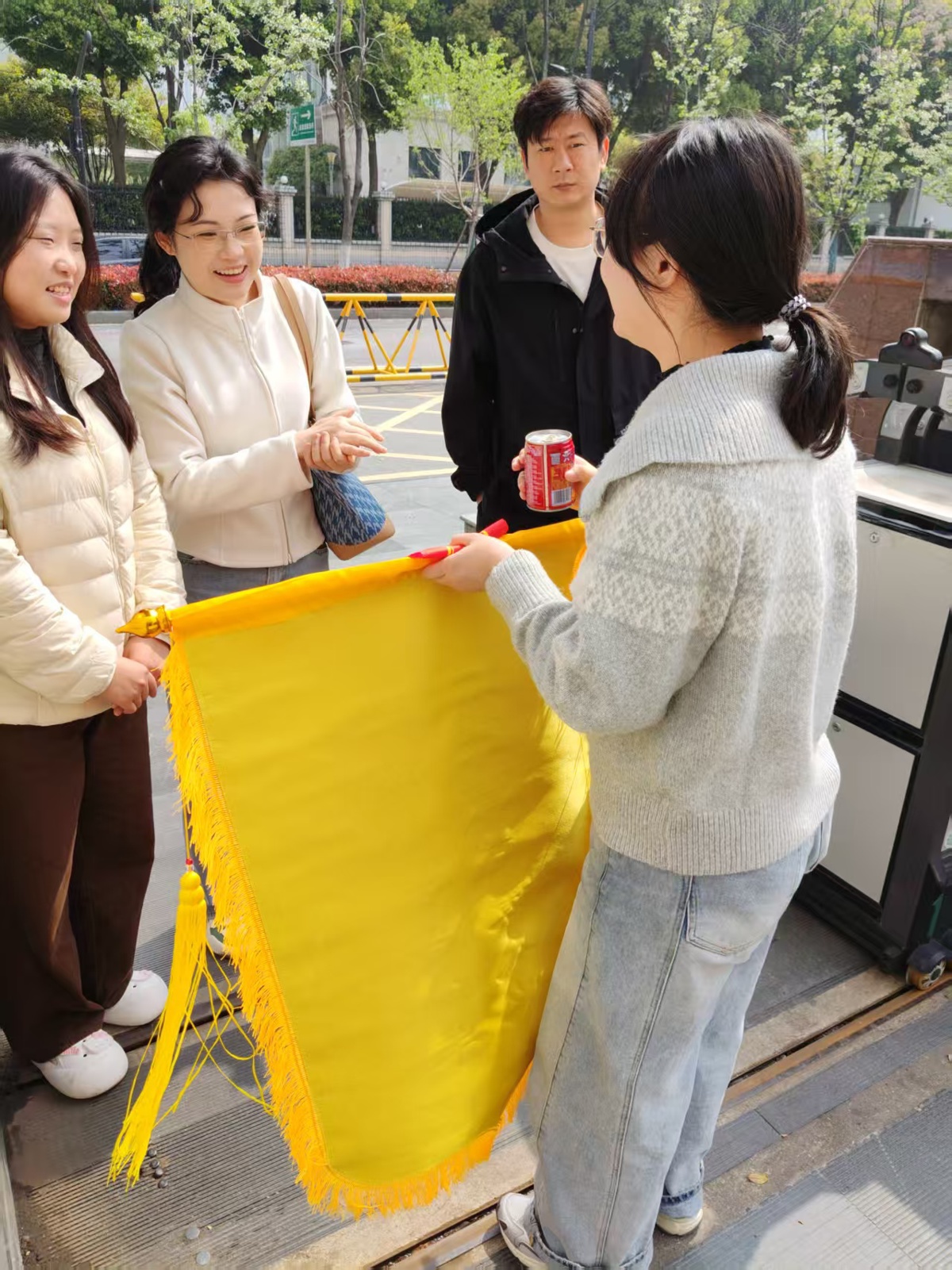 c9574c3651d548b480b1dd91681aeaa6.jpg c9574c3651d548b480b1dd91681aeaa6.jpg